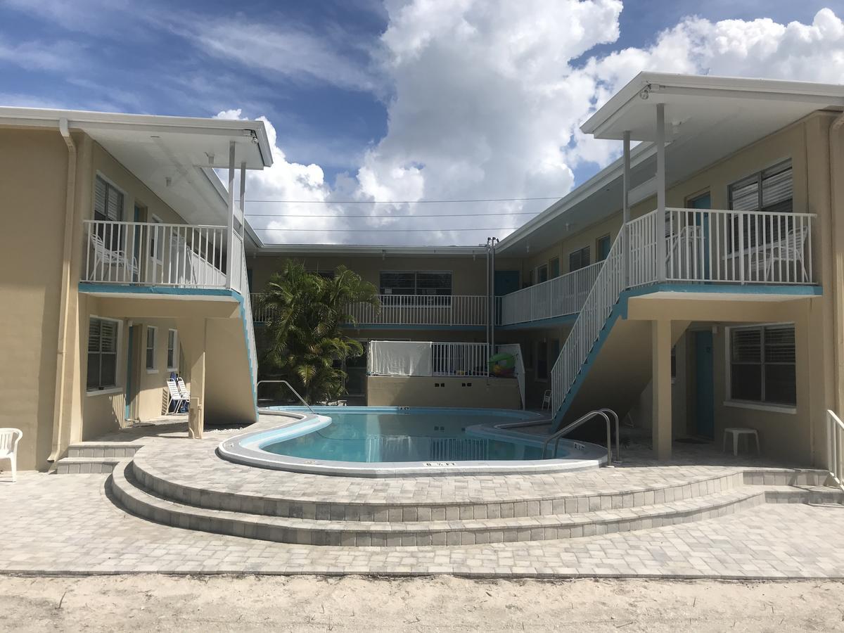 The Molloy - Treasure Island Suites & Cottages St. Pete Beach Exterior foto